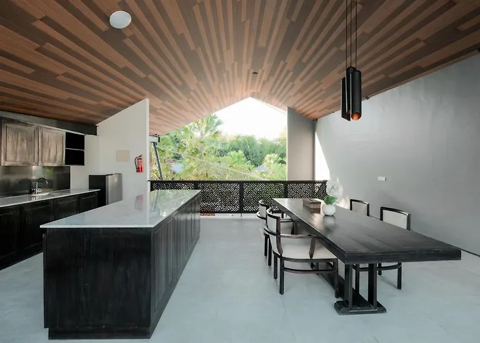 Villa The Lavana Akatara